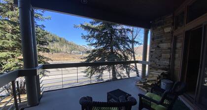 Walk to Lower Deer Valley Ski Lifts