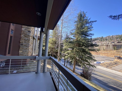 Kävele Lower Deer Valley -hiihtohisseille