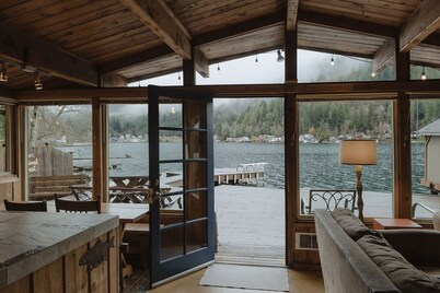 Rustic Lakefront Cabin with Bonus 'Tree House' - A Place to Unwind