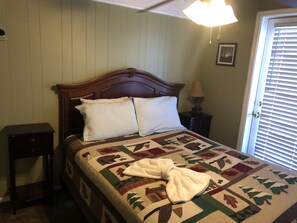 5 bedrooms, iron/ironing board, free WiFi, bed sheets