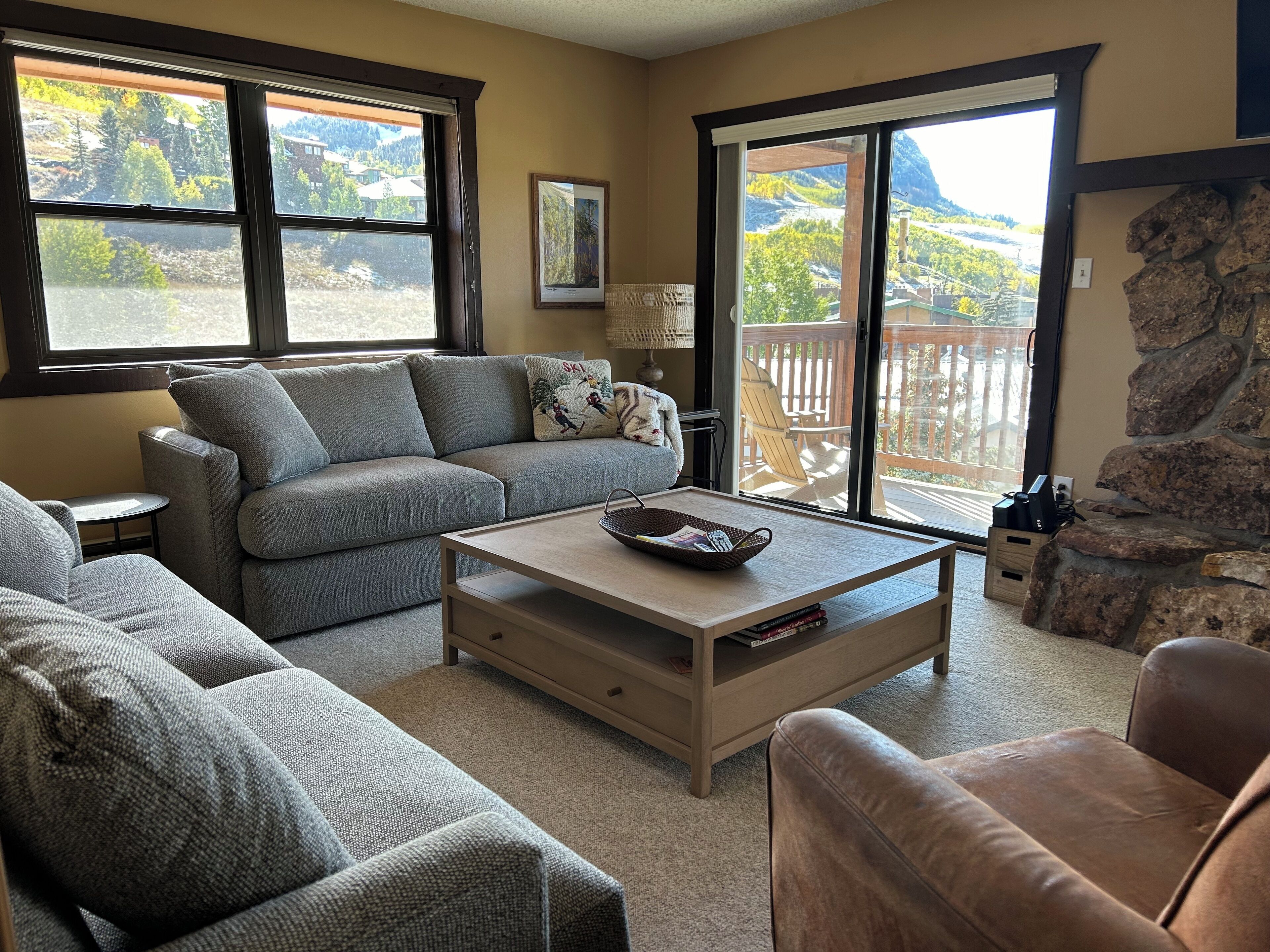 Smart-TV, peis og DVD-spiller