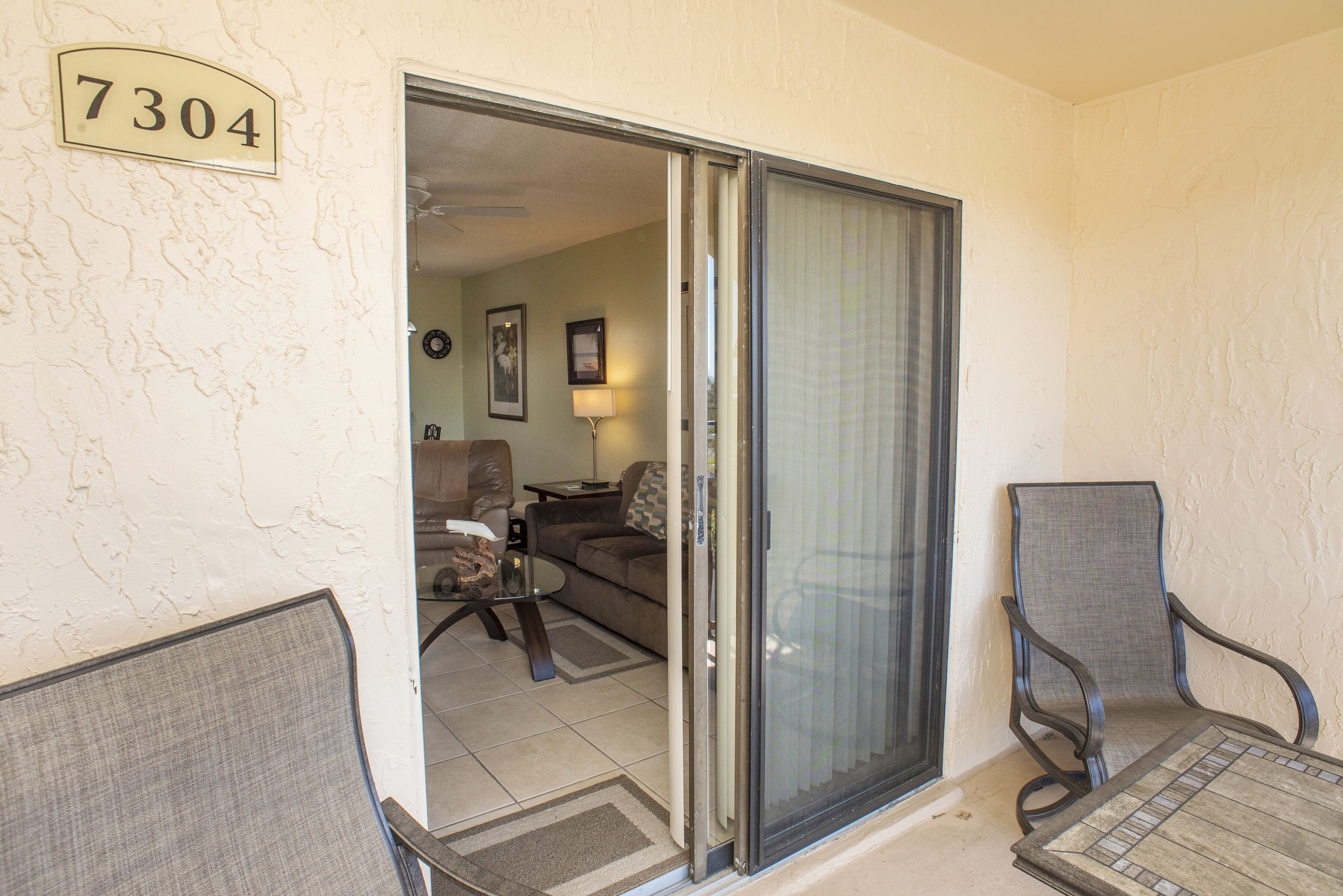 Ocean View Villa. Steps To The Beach! Pool, Hot Tub, Special Off-season Rates! - St. Augustine Beach, FL