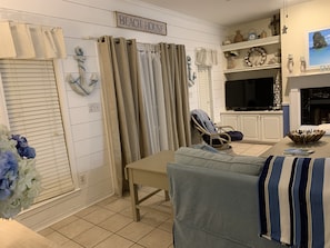 Interior - Beach cottage. No pet fee. All breeds welcomed. Kid-friendly. Fenced yard.  (Gulf Shores)