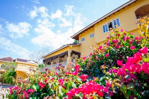 Exterior - 12 Guests Included in Price!  Includes: Ocean View, Pool & Other Amenities (Rio Nuevo Heights)