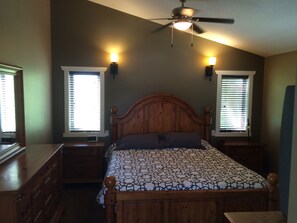 4 habitaciones, tabla de planchar con plancha y wifi gratis