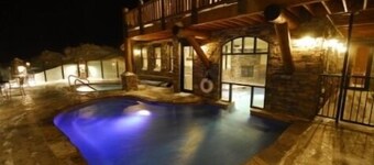 Luksus Ski in / out med Private Lodge & Pool - Cascade Ridge
