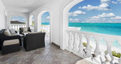 Papaya House Exuma on Spectacular Beach