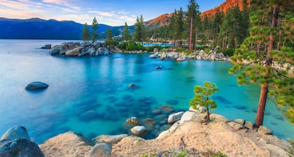 Unique Lake Tahoe Sophistication -Amenities Galore