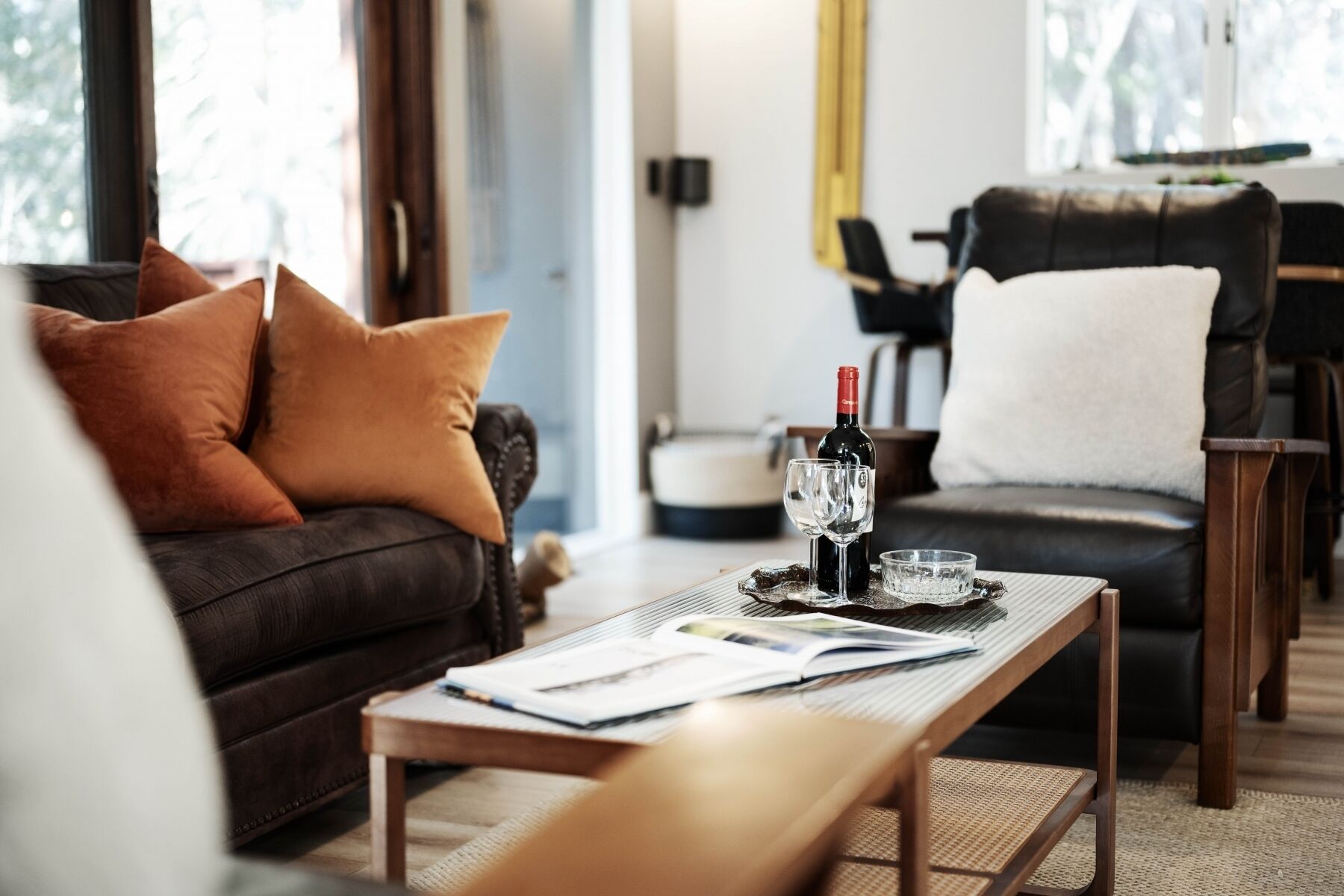 Smart TV, fireplace, video games, books