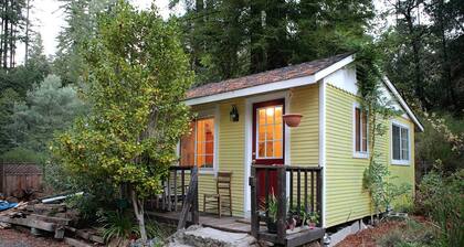Raymond's Bakery - Creekside-mökki ja aamiainen