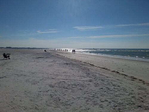 Steps from Siesta Village and the Beach