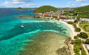 On the beach, sun loungers, beach towels - Sapphire Beach, Beach Level Condo, B Bldg, Bella Mar, Remodeled 2025, Generator (St. Thomas)