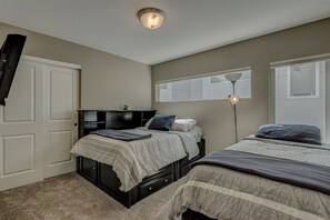 3 Schlafzimmer, Bügeleisen/Bügelbrett, Reisekinderbett, kostenloses WLAN