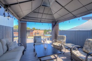 Property grounds - Spacious Townhouse with Rooftop Deck! Super close to Downtown Denver! (Denver)