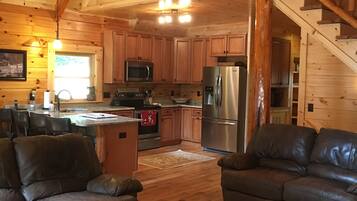 Télévision, cheminée, baby-foot, vidéothÚque