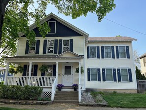 Exterior - Trackside Home- Walk to Everything (Track, Town, SPAC) (Saratoga Springs)