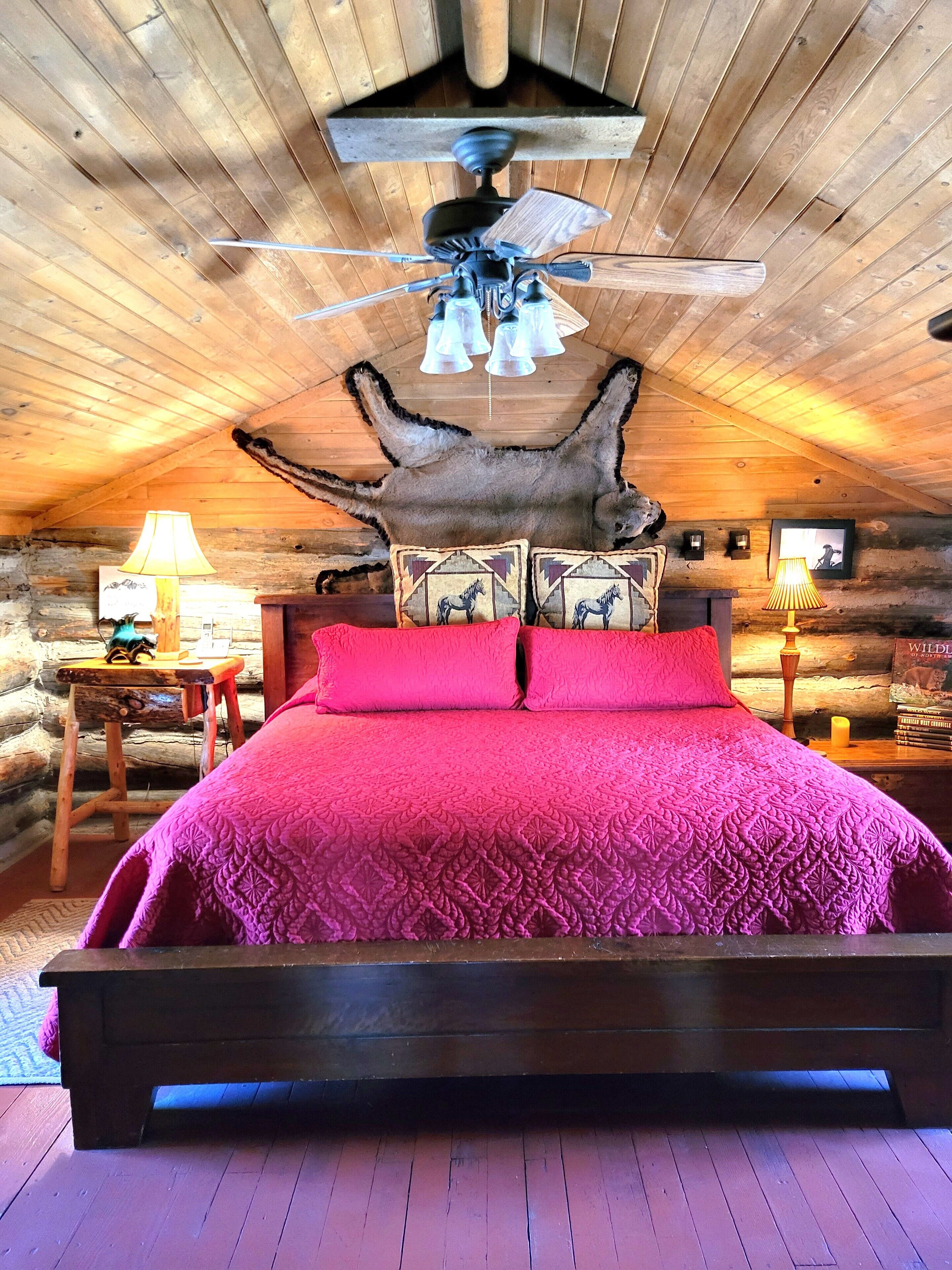 3 bedrooms, desk, iron/ironing board, free WiFi