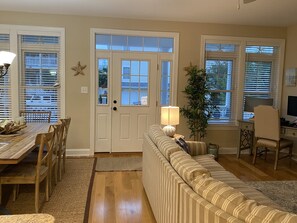 Televisión y reproductor de DVD 