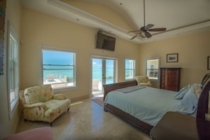 3 bedrooms, iron/ironing board, WiFi, bed sheets - Popular ocean front villa with great service and great value (Providenciales)