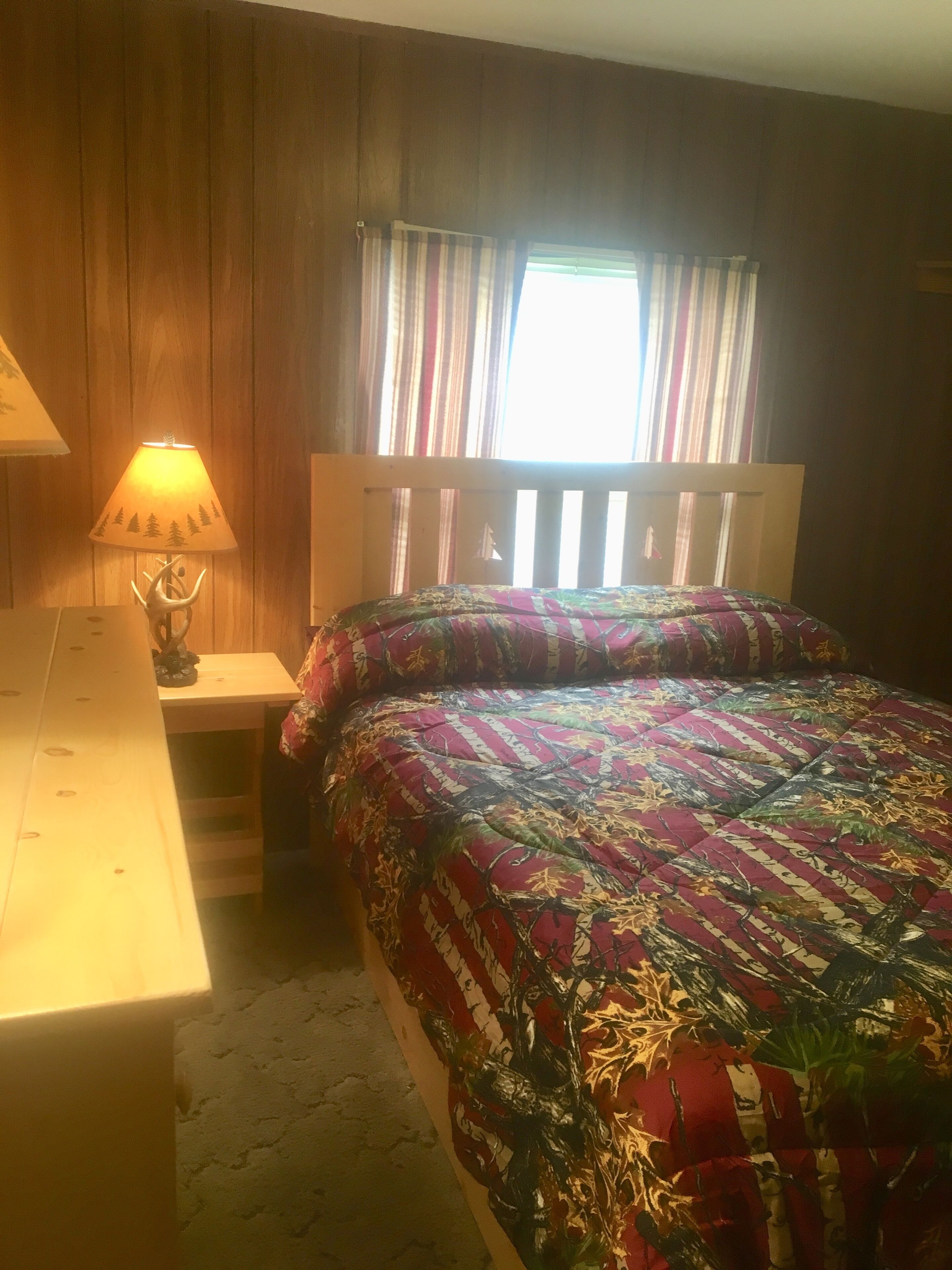 2 bedrooms, wifi, bed sheets