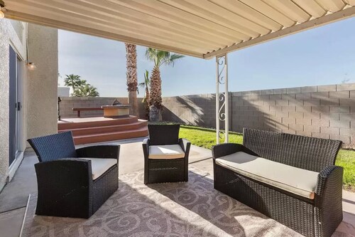 Las Vegas Retreat with RV/Boat Parking