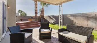 Las Vegas Retreat with RV/Boat Parking