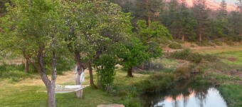 500 Acre Ranch på foten av Mount Shasta.