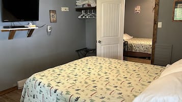 1 室のベッドルーム、旅行用ベビーベッド、WiFi、ベッドシーツ