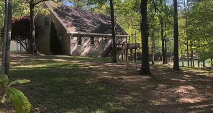 Syötä jalkapallo 40 minuutissa! Vain 2 yötä min, erinomainen suurille ryhmille.