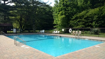 Udendørs pool