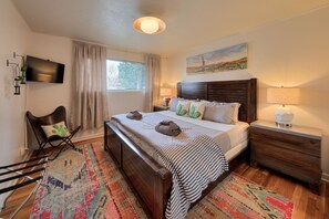 2 habitaciones, tabla de planchar con plancha, wifi y ropa de cama 