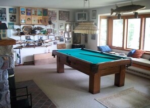 غرفة الألعاب