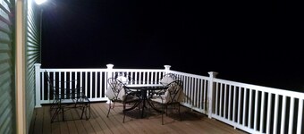 1855 Farmhouse l Fully Restored with 5 Bedrooms - Family and Pet Friendly