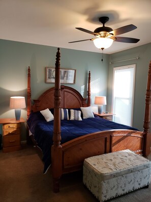 2 bedrooms, iron/ironing board, free WiFi, bed sheets - Newer 2 bedroom 1 bath with attached garage and free washer/dryer in a great loc (Rensselaer)