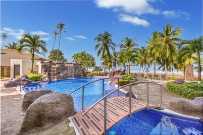 Magnificent Luxury True Beachfront Condo Unbeatable Commodities  - 3 Br / 3.5 B