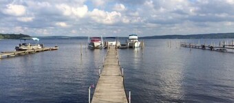 Chautauqua Lakefront Cottage- Bahía de tráfico de botes bajos