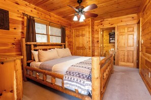 4 soverom, strykejern/-brett, wi-fi (inkludert) og sengetøy