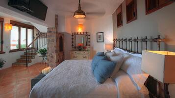 4 chambres, fer et planche à repasser, Wi-Fi gratuit, draps fournis