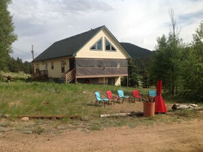 Exterior - Groups/families, River, Mtn, Fishing, hay ranch. Forest access and  100+ acres. (Lake George)