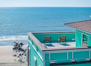 Property grounds - Featured "HGTV Dream Home" - Best View on the Oceanfront! (Folly Beach (Charleston))