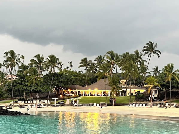 Beach nearby, sun-loungers, beach towels - Private, Peaceful, Perfect! (Waimea)