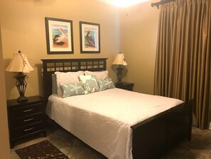 3 bedrooms, iron/ironing board, free WiFi, bed sheets - Beachfront Retreat Convenient to the Best of Gulf Shores! (Gulf Shores)