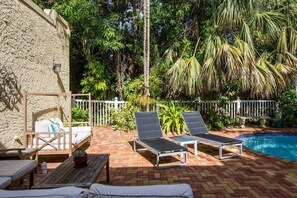 Terrace/patio - Magical villa -Private pool-spa & garden, Beautiful Home- Magical  Heated Pool and Spa  (Lake Worth)