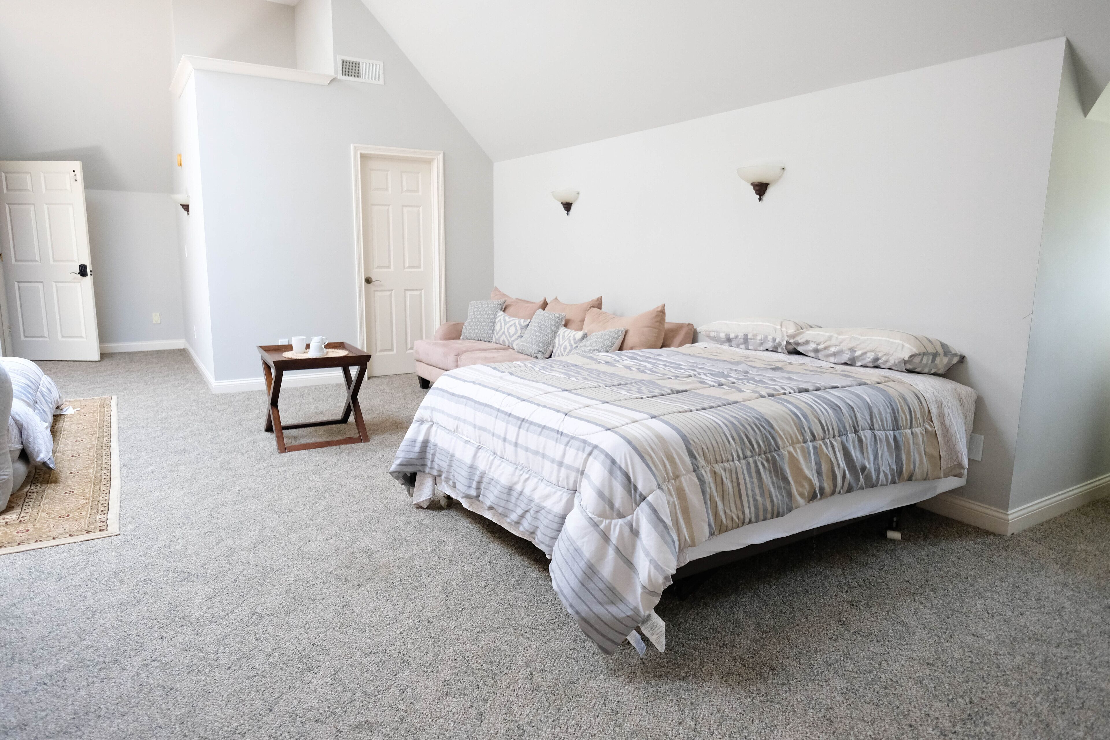 4 chambres, fer et planche à repasser, Wi-Fi, draps fournis