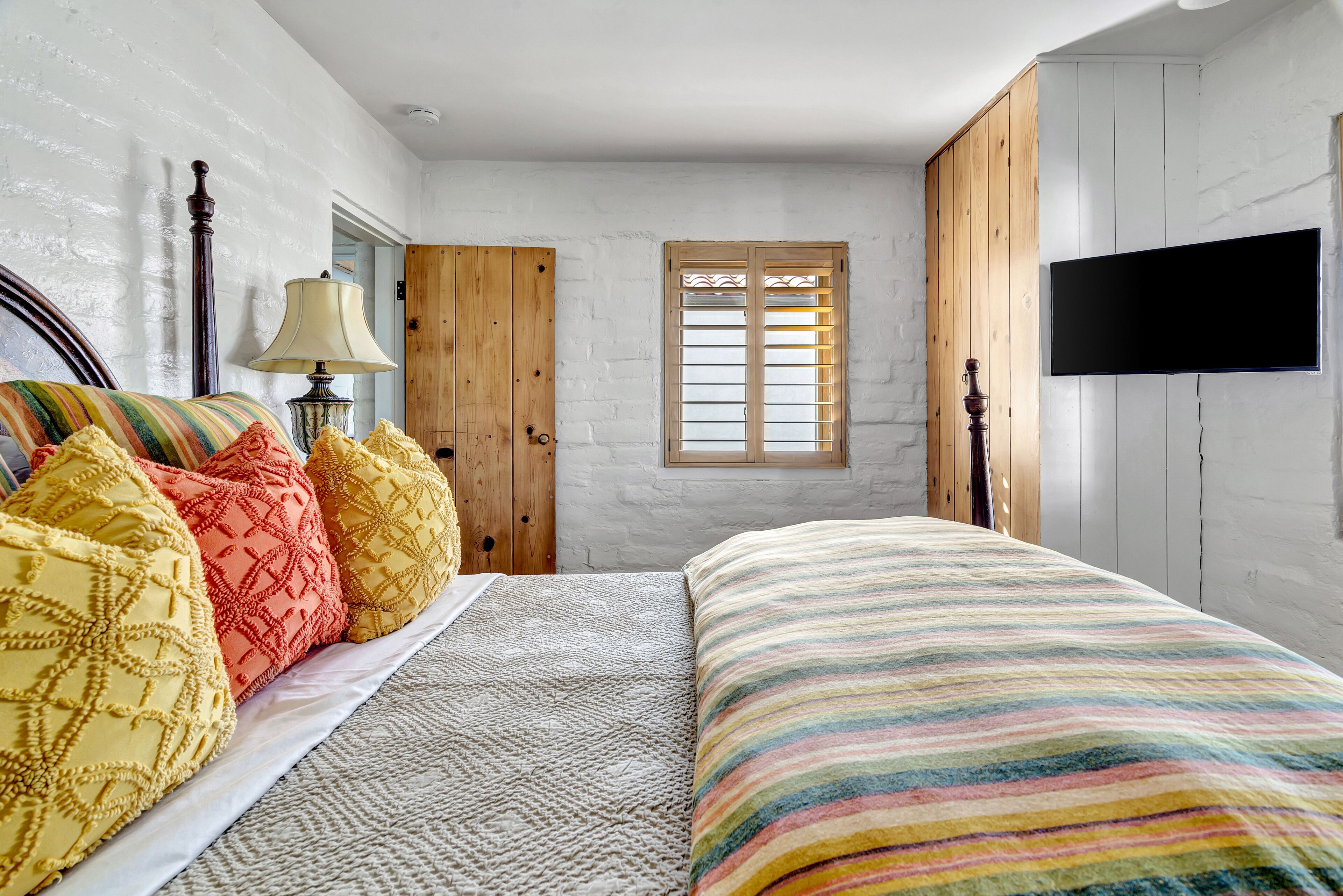 4 chambres, fer et planche à repasser, Wi-Fi gratuit, draps fournis