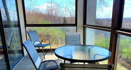 3 sänky 3 kylpy Lake of the Ozarks condo kanssa höyrystysnäkymät!