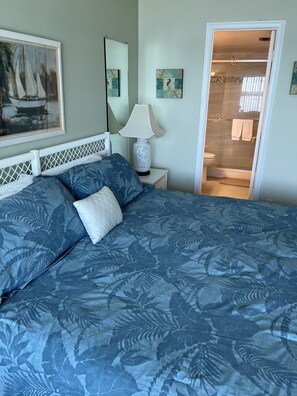2 Schlafzimmer, Schreibtisch, Bügeleisen/Bügelbrett, kostenloses WLAN