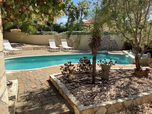 Outdoor pool - Swim, relax, enjoy a piece of paradise! (Malmok)
