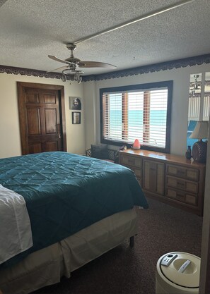 3 soverom, strykejern/-brett, wi-fi (inkludert) og sengetøy