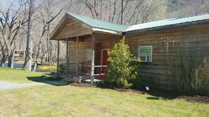Exterior - RIVERFRONT Cabin on Nantahala River, Minutes from NOC (Nantahala)